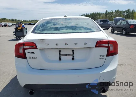 2013 Volvo S60 T5 z USA, uszkodzony, nr VIN YV1612FH6D2210414